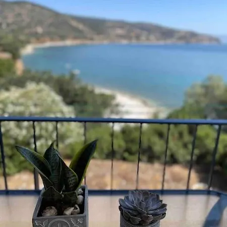 Breathtaking Oceanfront View & Private Apartman