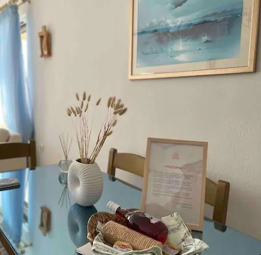 Breathtaking Oceanfront View & Private Apartment