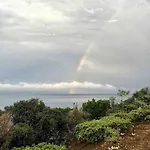 아파트 Breathtaking Oceanfront View & Private 시로피가도