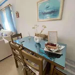 아파트 Breathtaking Oceanfront View & Private *
